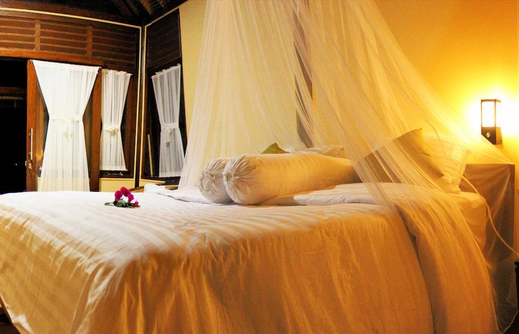 Ary'S Lagoon Bungalow & Hotel Каримунджава Номер фото